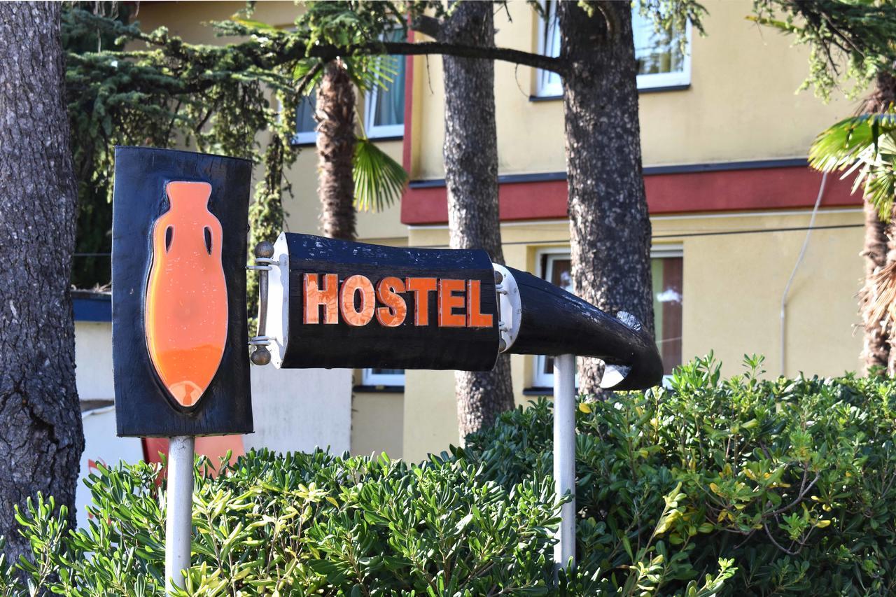 Hostel Amfora Fažana Exterior foto